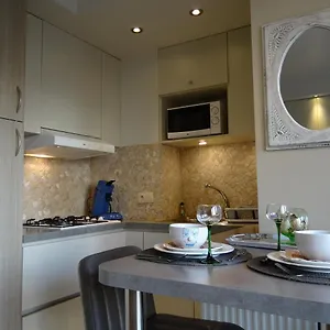 https://studio-ross.bruges-hotels.info